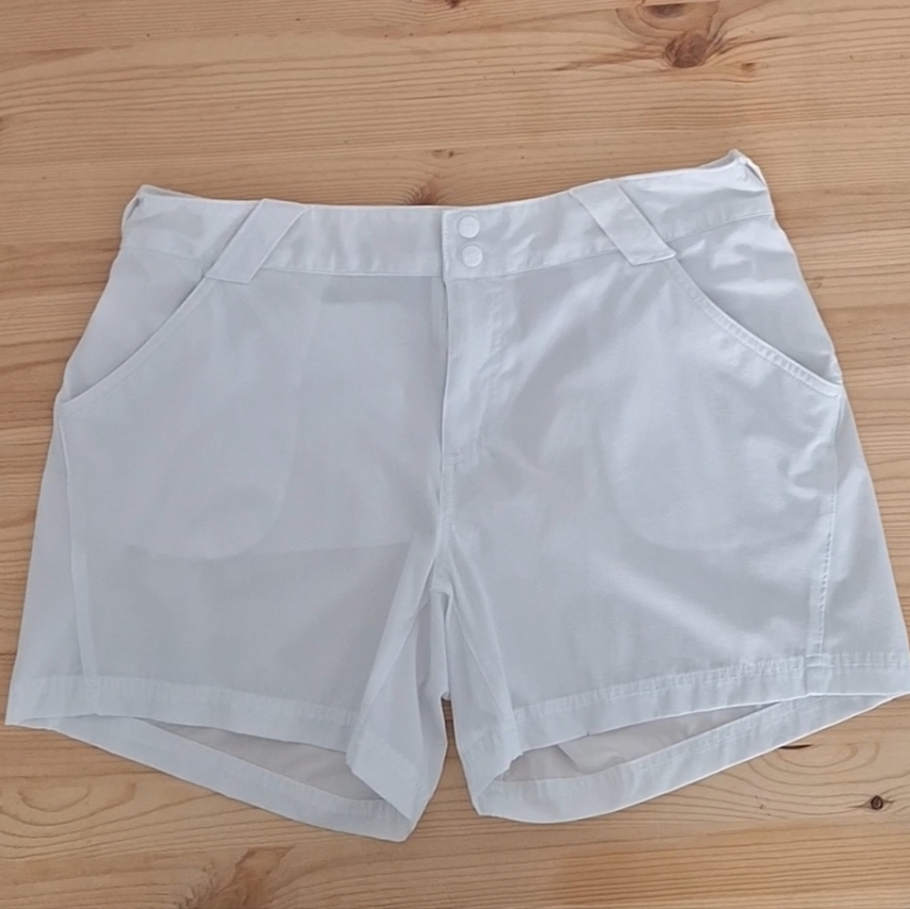 Columbia PFG White Shorts